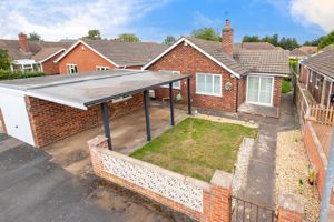 Overview of frontage- click for photo gallery